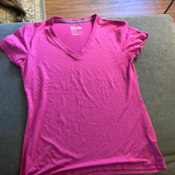 Nike Tops - Pink Nike Dri-Fit shirt